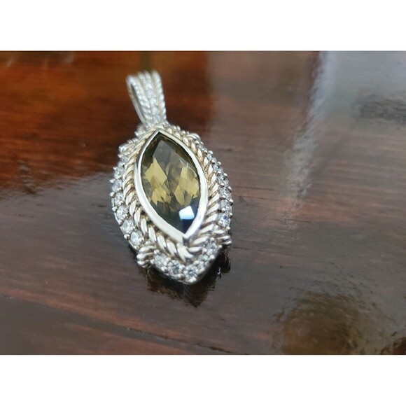 Judith Ripka Pendant - Picture 2 of 5